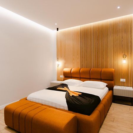 Hotel Olsi Sarandë Esterno foto