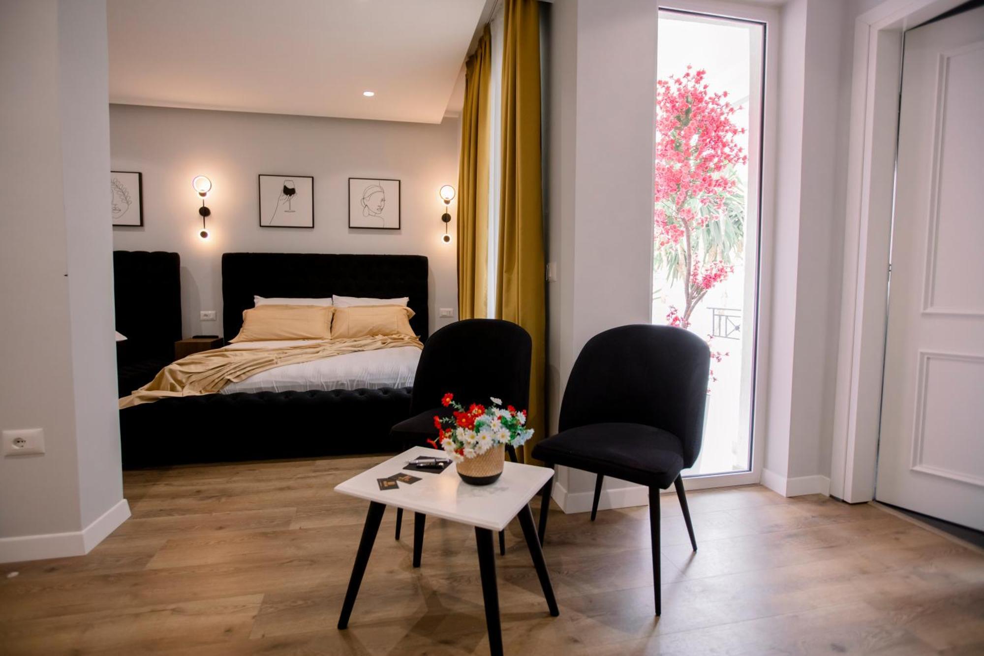 Hotel Olsi Sarandë Esterno foto