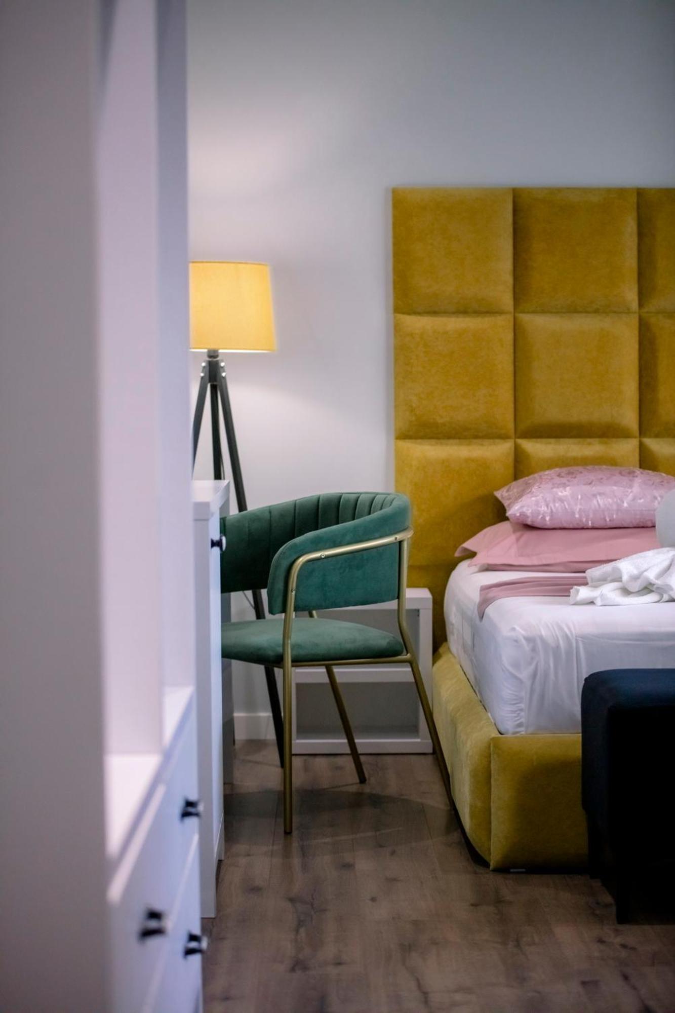 Hotel Olsi Sarandë Esterno foto