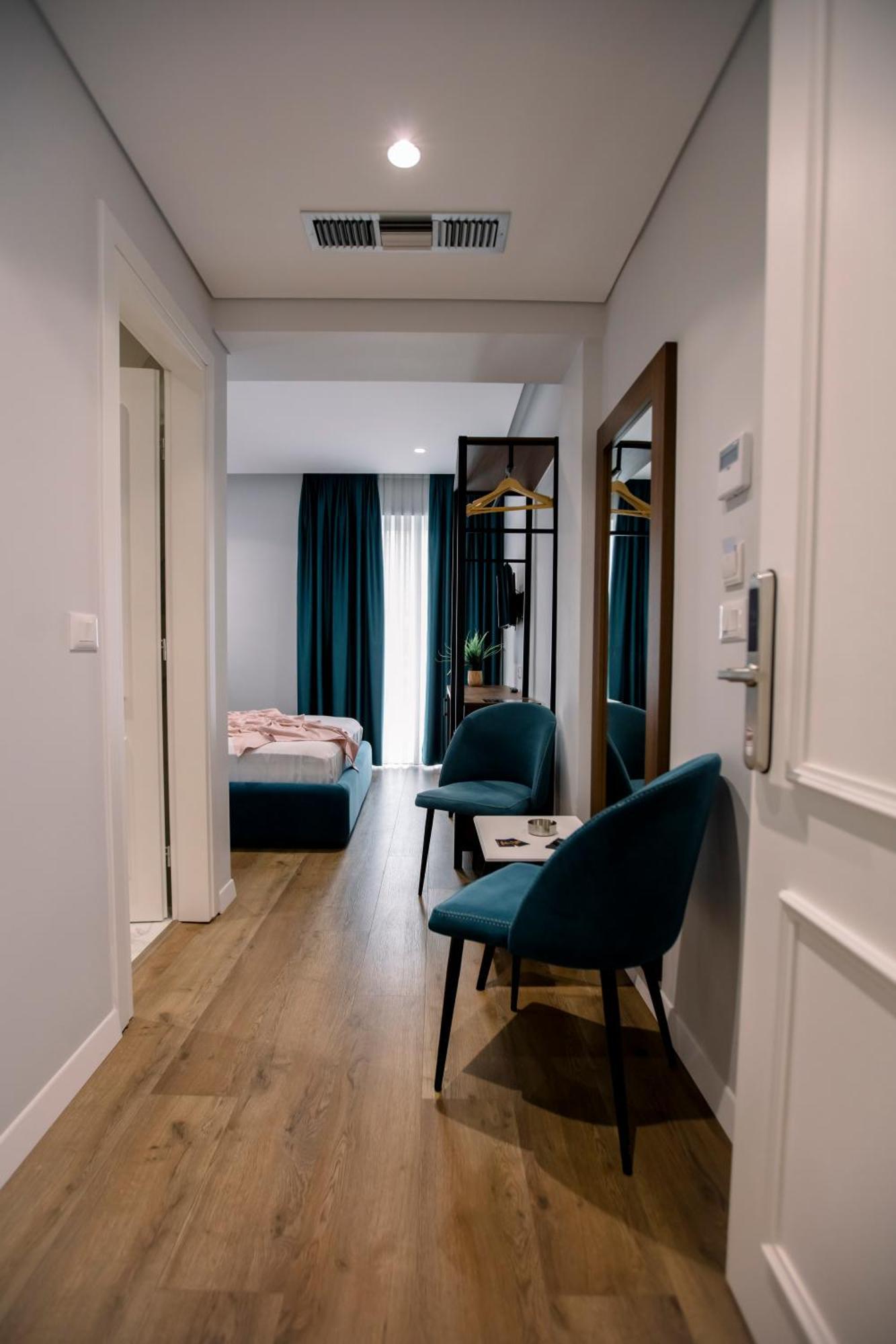 Hotel Olsi Sarandë Esterno foto