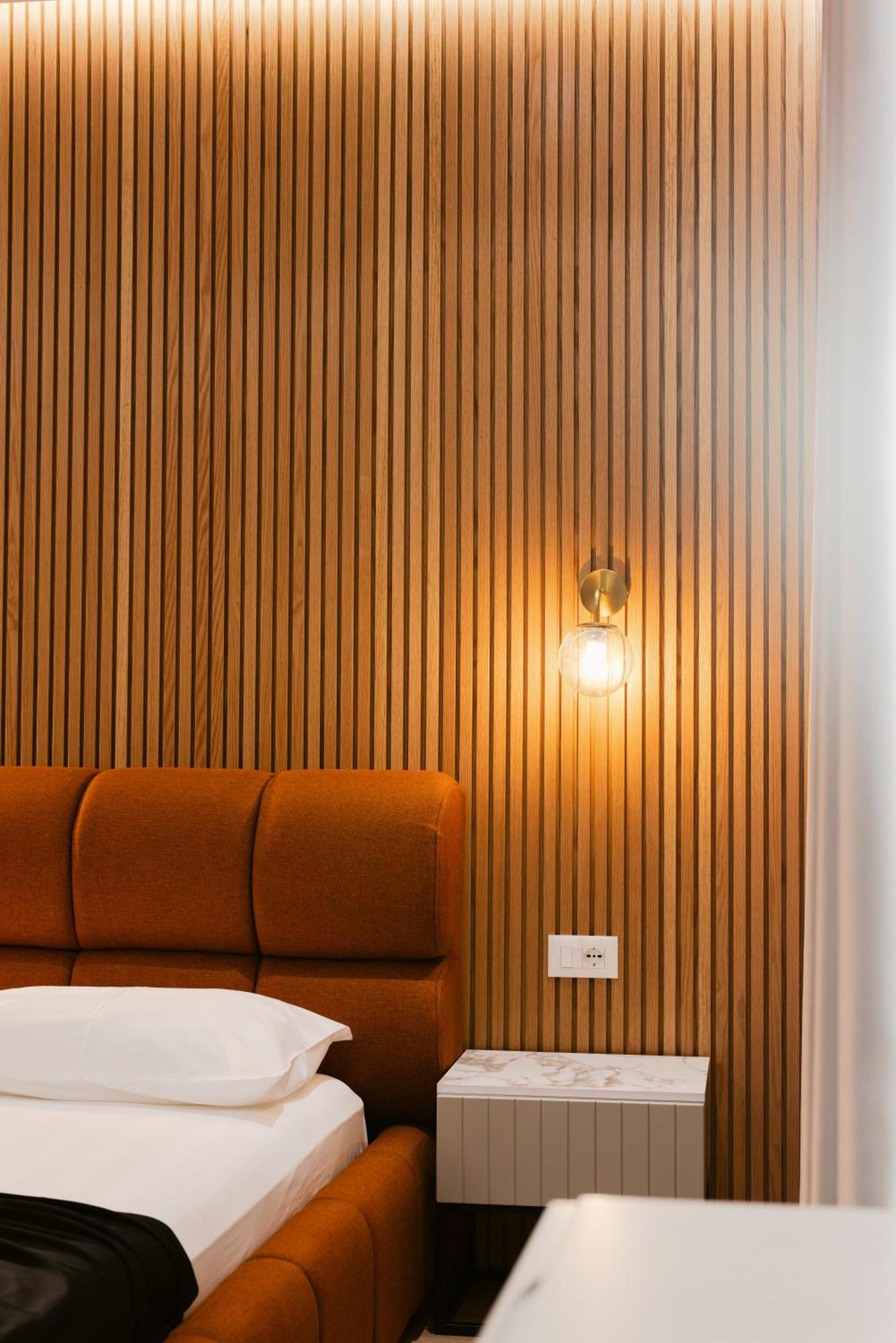 Hotel Olsi Sarandë Esterno foto